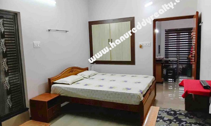 4 BHK Independent House for Sale in Vellaore