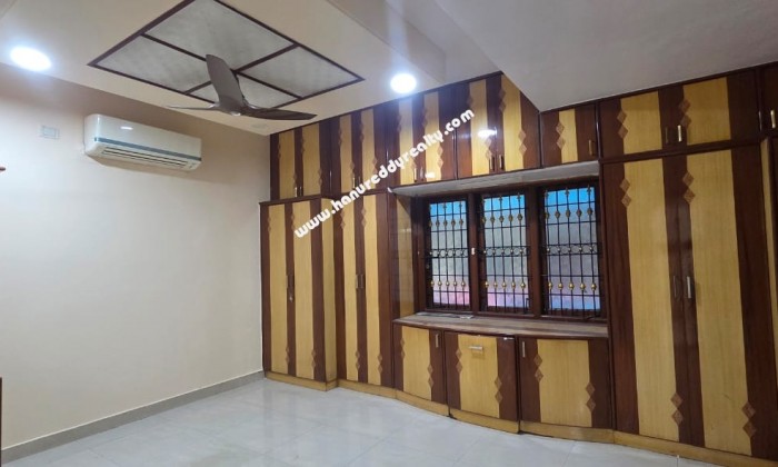 3 BHK Flat for Sale in Maharanipeta