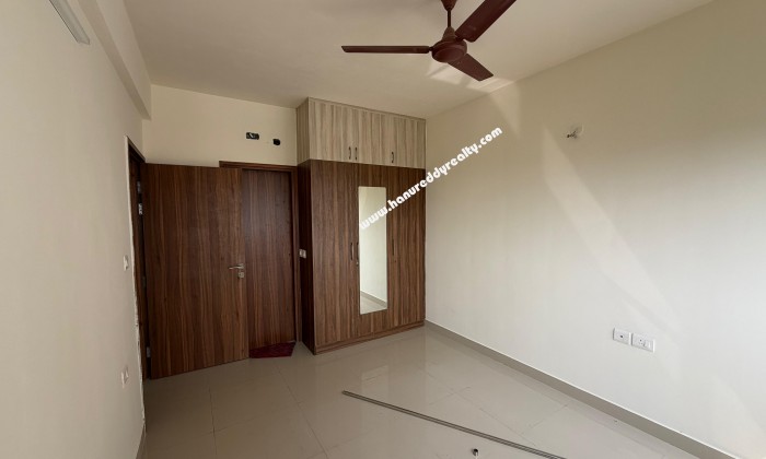 3 BHK Flat for Sale in Padur