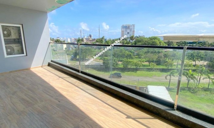 4 BHK Flat for Sale in Kunnathur