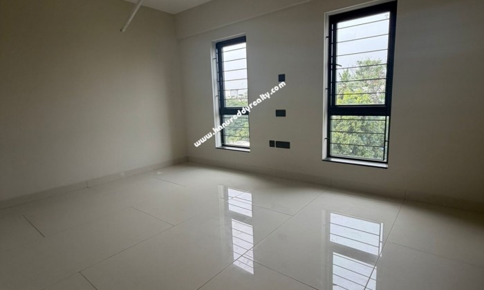 3 BHK Flat for Sale in Adyar