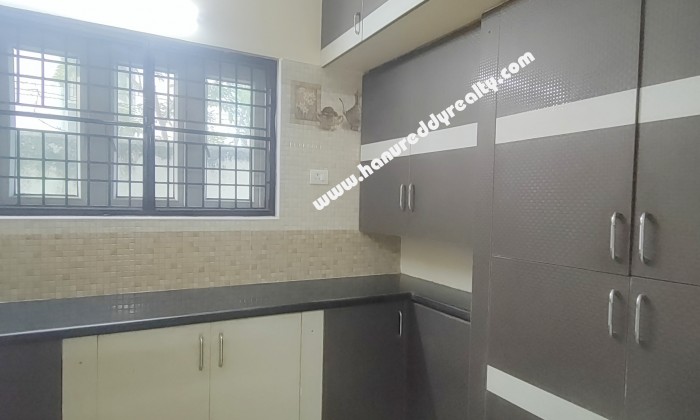 2 BHK Flat for Sale in Chromepet