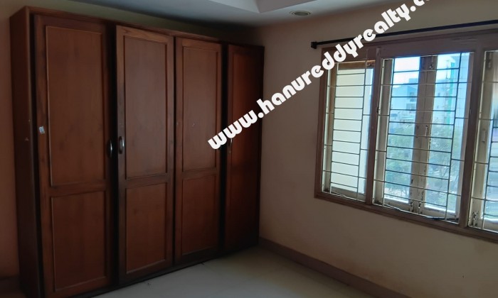 3 BHK Flat for Rent in Seethammadhara