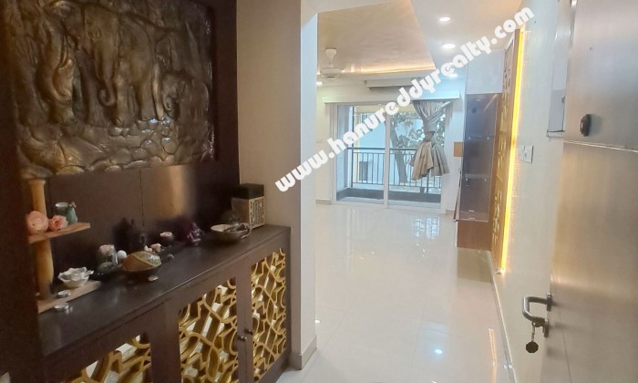 4 BHK Flat for Sale in Alandur