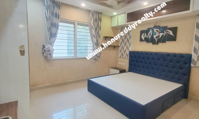 4 BHK Flat for Sale in Alandur