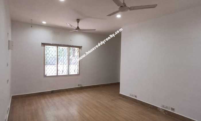 12 BHK Independent House for Rent in Neelankarai