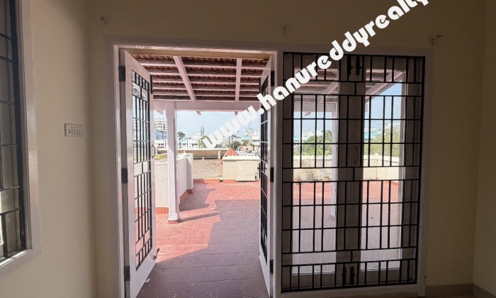 3 BHK Flat for Sale in Velachery