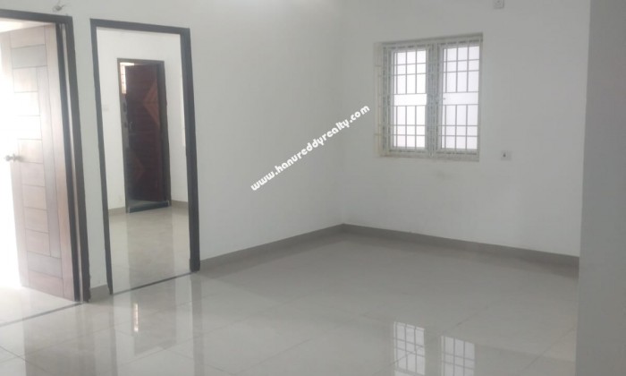 2 BHK Flat for Sale in Palavakkam