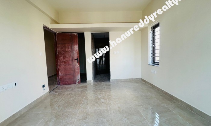 3 BHK Flat for Rent in MRC Nagar