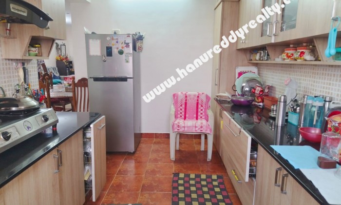 3 BHK Flat for Sale in Sholinganallur