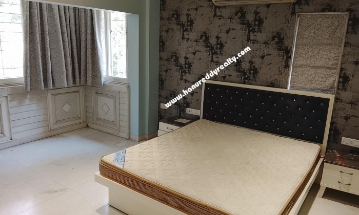 2 BHK Flat for Rent in Koregaon Park