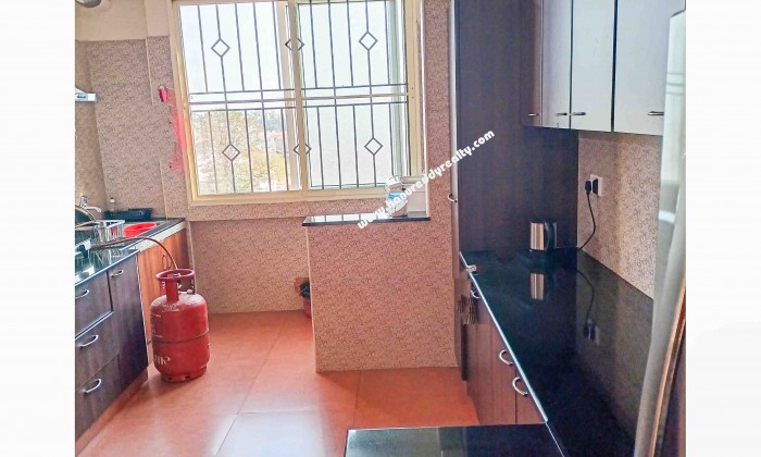 3 BHK Flat for Sale in Saibaba Colony