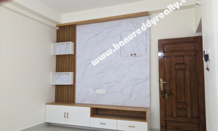 3 BHK Flat for Rent in Koyambedu