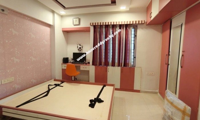2 BHK Flat for Sale in Porur