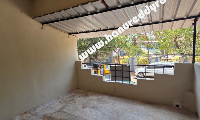 2 BHK Flat for Rent in Seethammadhara