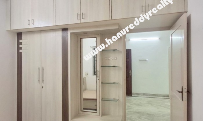 3 BHK Flat for Rent in Velachery