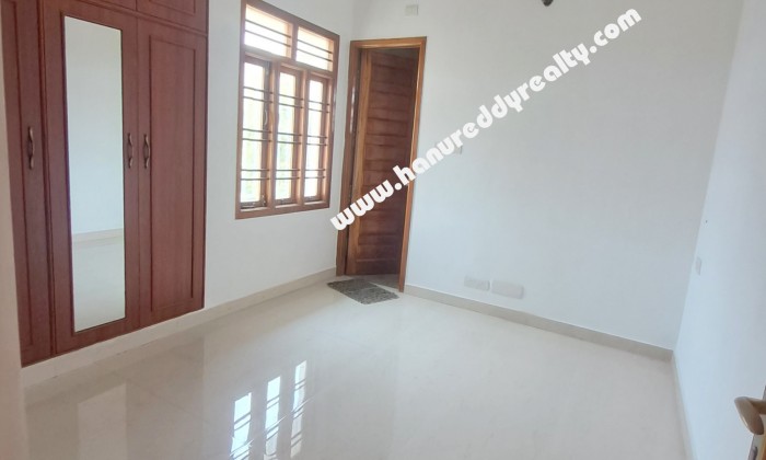 3 BHK Flat for Sale in Velachery