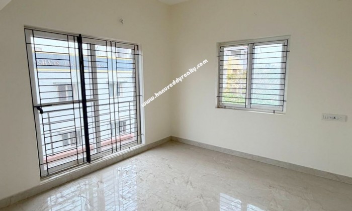 2 BHK Flat for Sale in Tiruvanmiyur