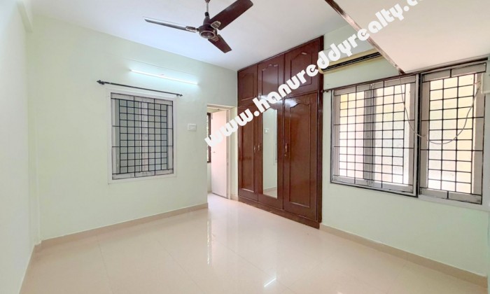 2 BHK Flat for Sale in Adyar