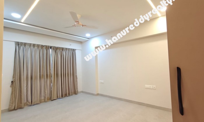 2 BHK Flat for Rent in Mundhva