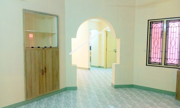 2 BHK Flat for Sale in Thiruvanmiyur