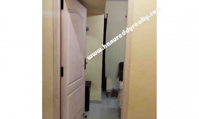 2 BHK Flat for Sale in Chinnavedampatti