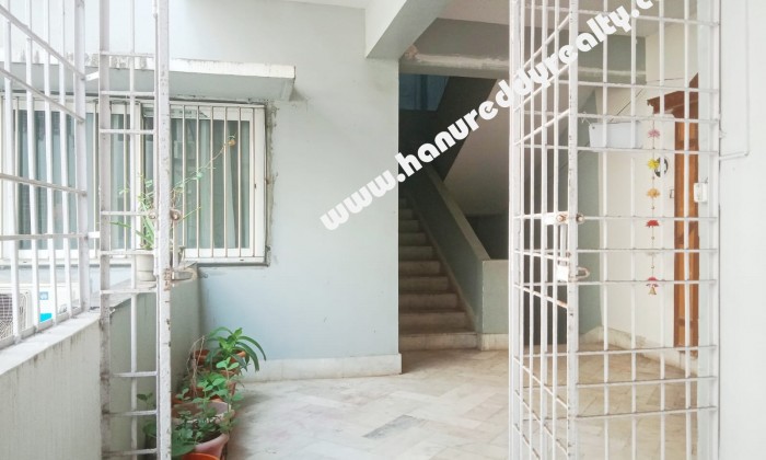 2 BHK Flat for Sale in Kirlampudi