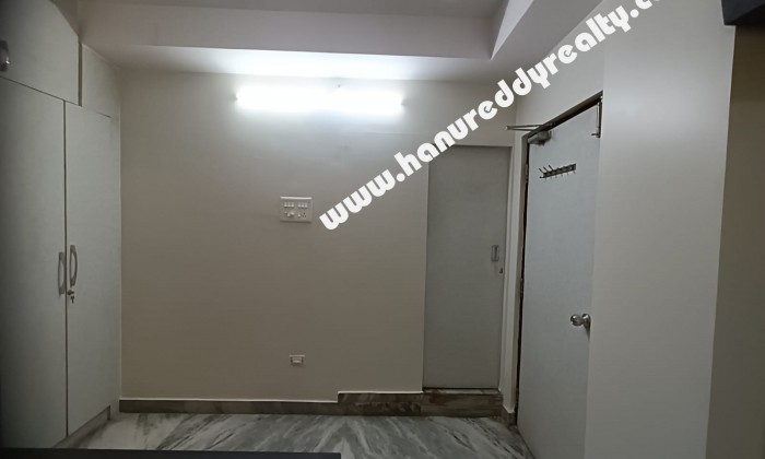 2 BHK Flat for Sale in Seethammadhara