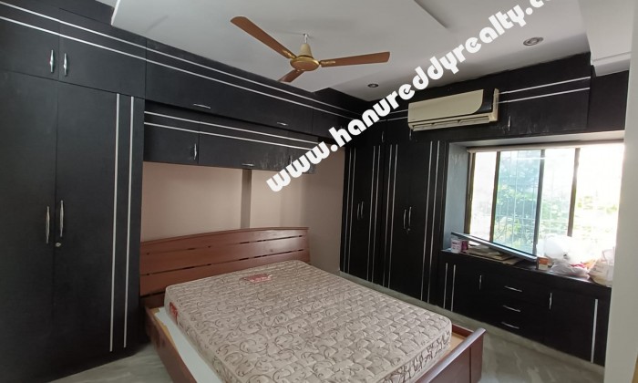 2 BHK Flat for Sale in Seethammadhara