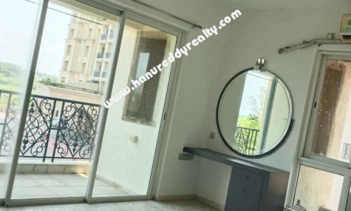 4 BHK Flat for Sale in Egattur