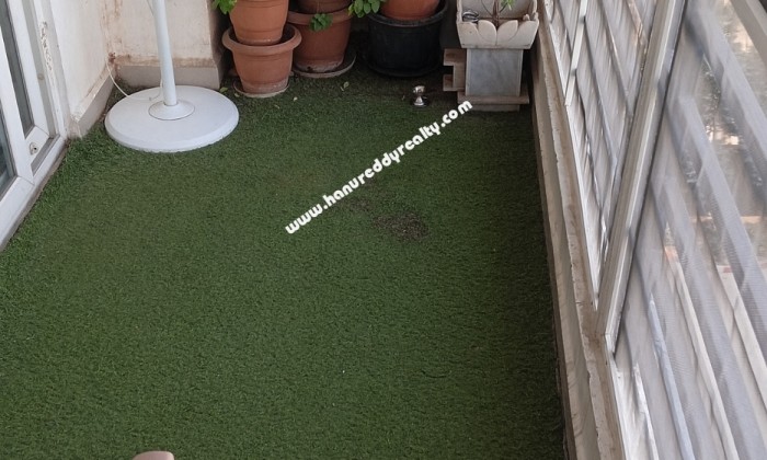 2 BHK Flat for Sale in Manikonda