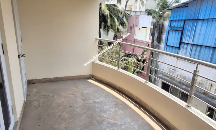3 BHK Flat for Sale in Virugambakkam