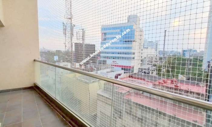 4 BHK Flat for Sale in Royapettah