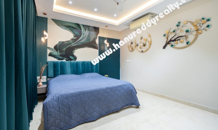 5 BHK Penthouse for Sale in Sholinganallur