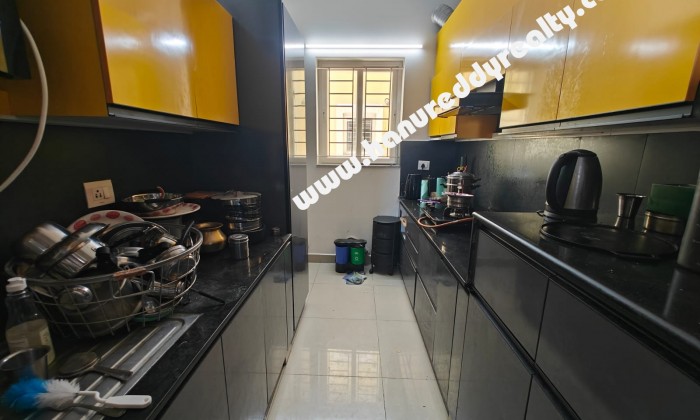 2 BHK Flat for Sale in Semmencherry