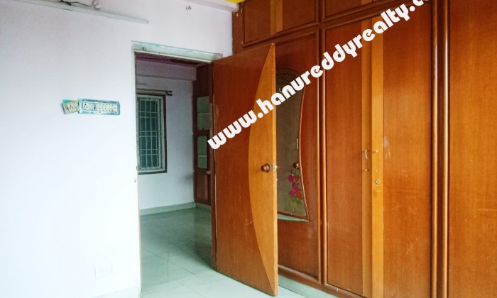 2 BHK Flat for Sale in East Point Colony