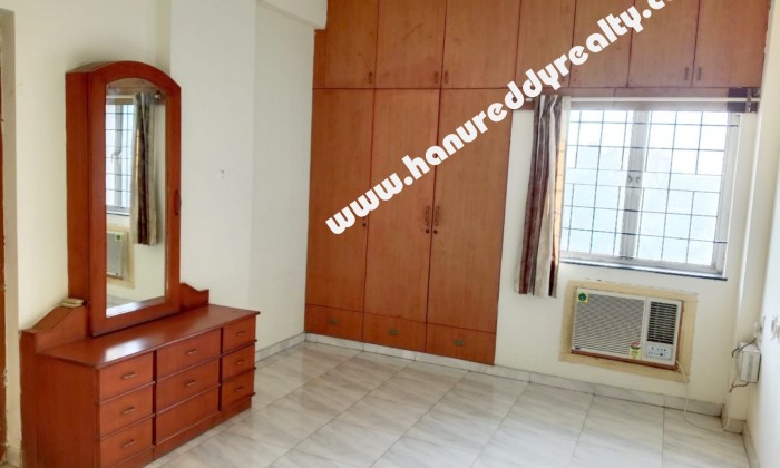 2 BHK Flat for Sale in Neelankarai