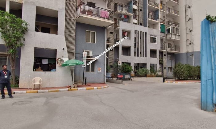 3 BHK Flat for Sale in Madinaguda
