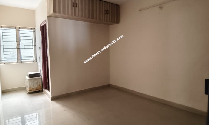 3 BHK Flat for Sale in Madinaguda