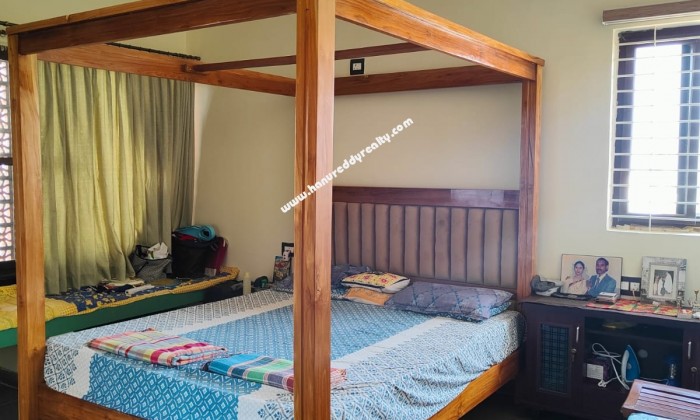4 BHK Duplex House for Sale in Sathagalli