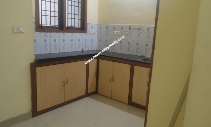 2 BHK Flat for Rent in Koyambedu
