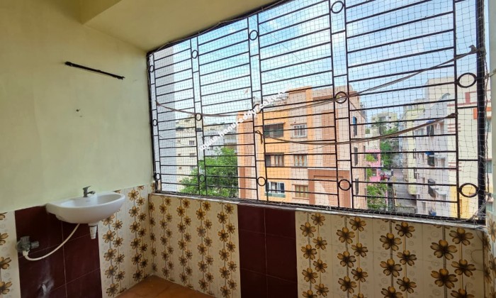 2 BHK Flat for Sale in Marripalem Vuda colony