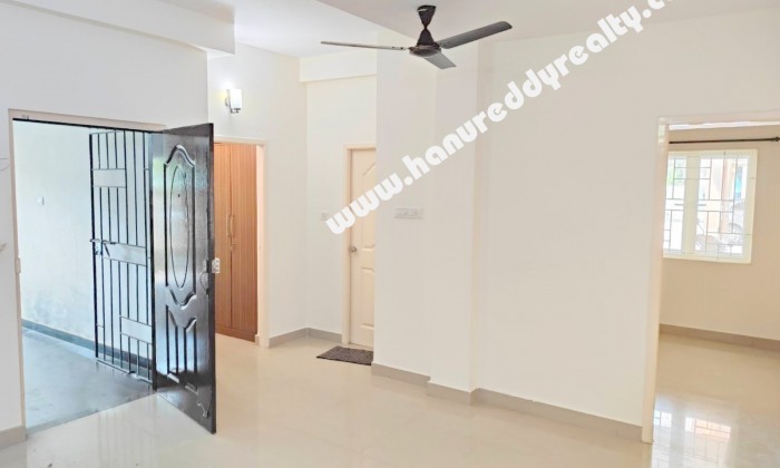 2 BHK Flat for Sale in Thiruvanmiyur