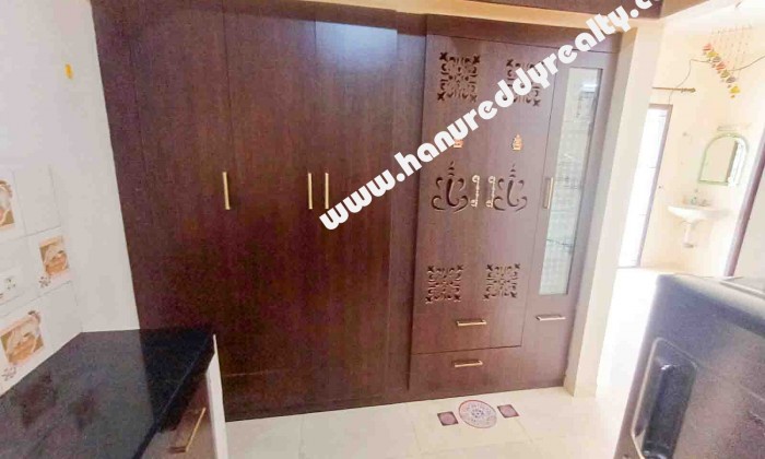 2 BHK Flat for Sale in Saibaba Colony