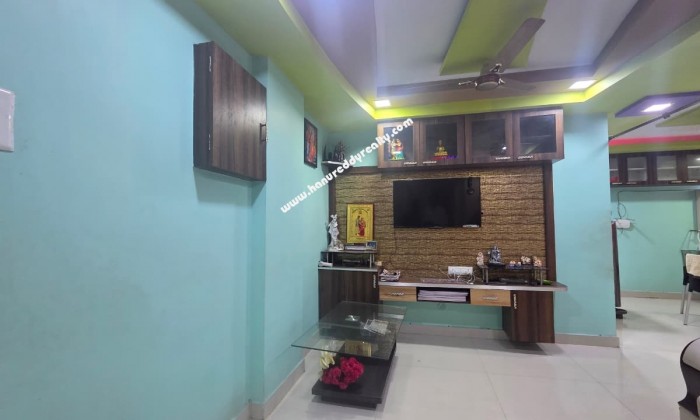 3 BHK Flat for Sale in Railway New Colony