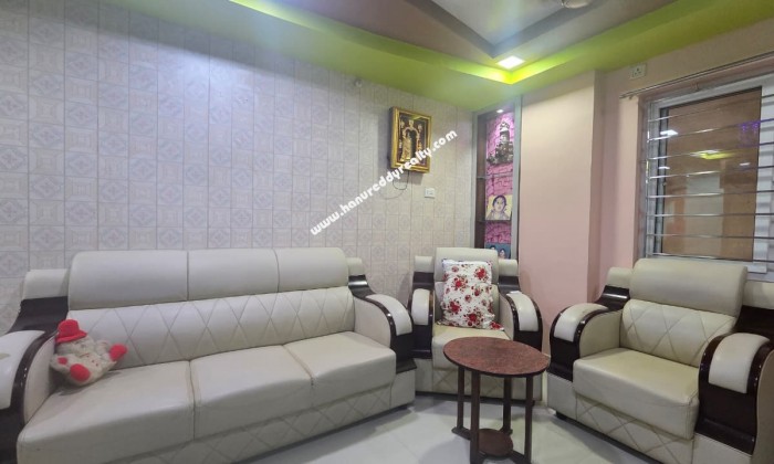 3 BHK Flat for Sale in Railway New Colony