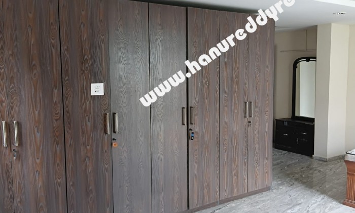 4 BHK Mixed-Residential for Rent in Kirlampudi