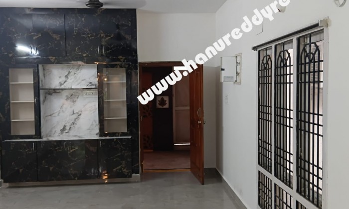 3 BHK Flat for Rent in Kirlampudi