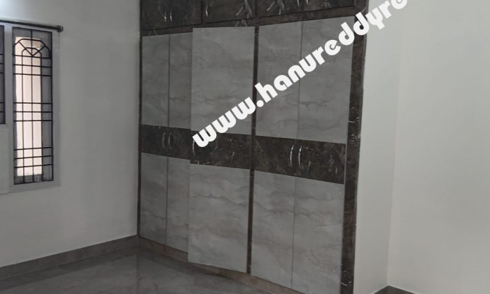 3 BHK Flat for Rent in Kirlampudi