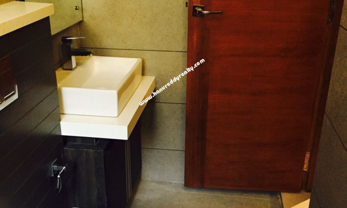 2 BHK Flat for Rent in Alwarpet